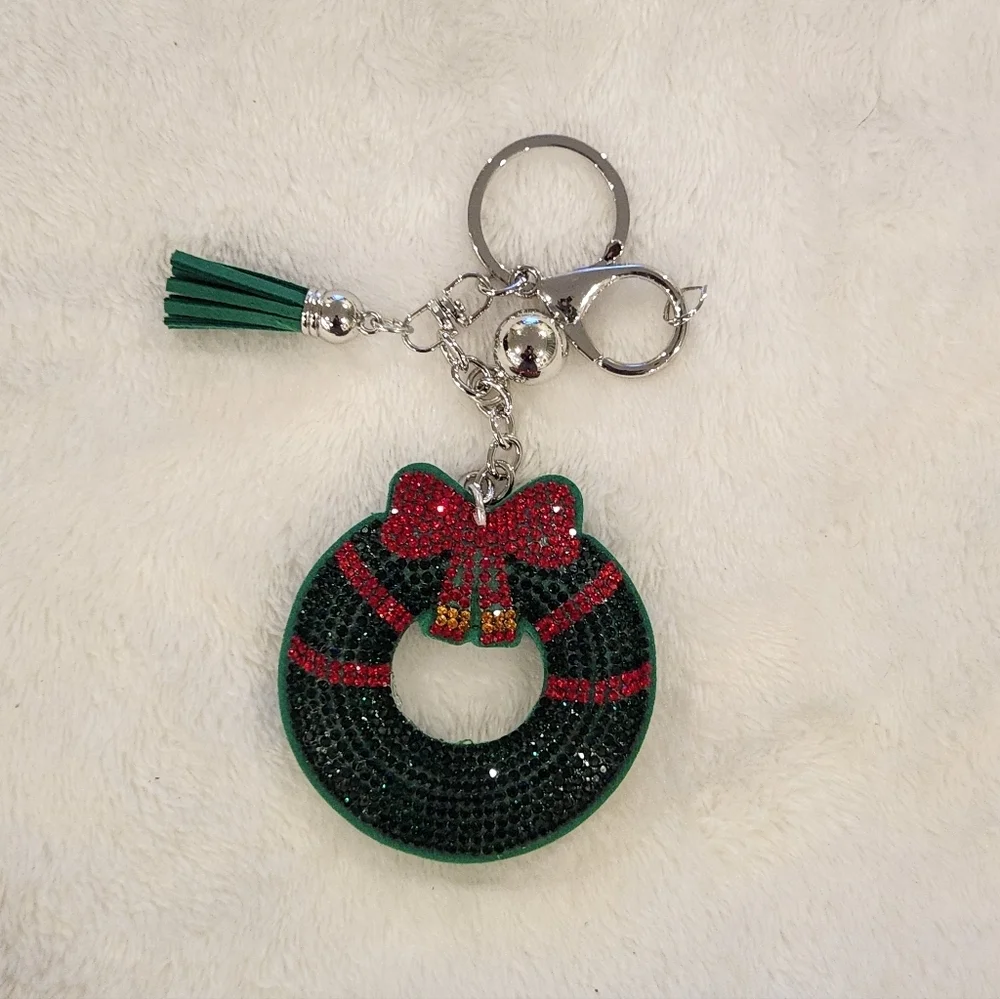 Festive Green and Red Christmas Wreath Keychain Bag Charm